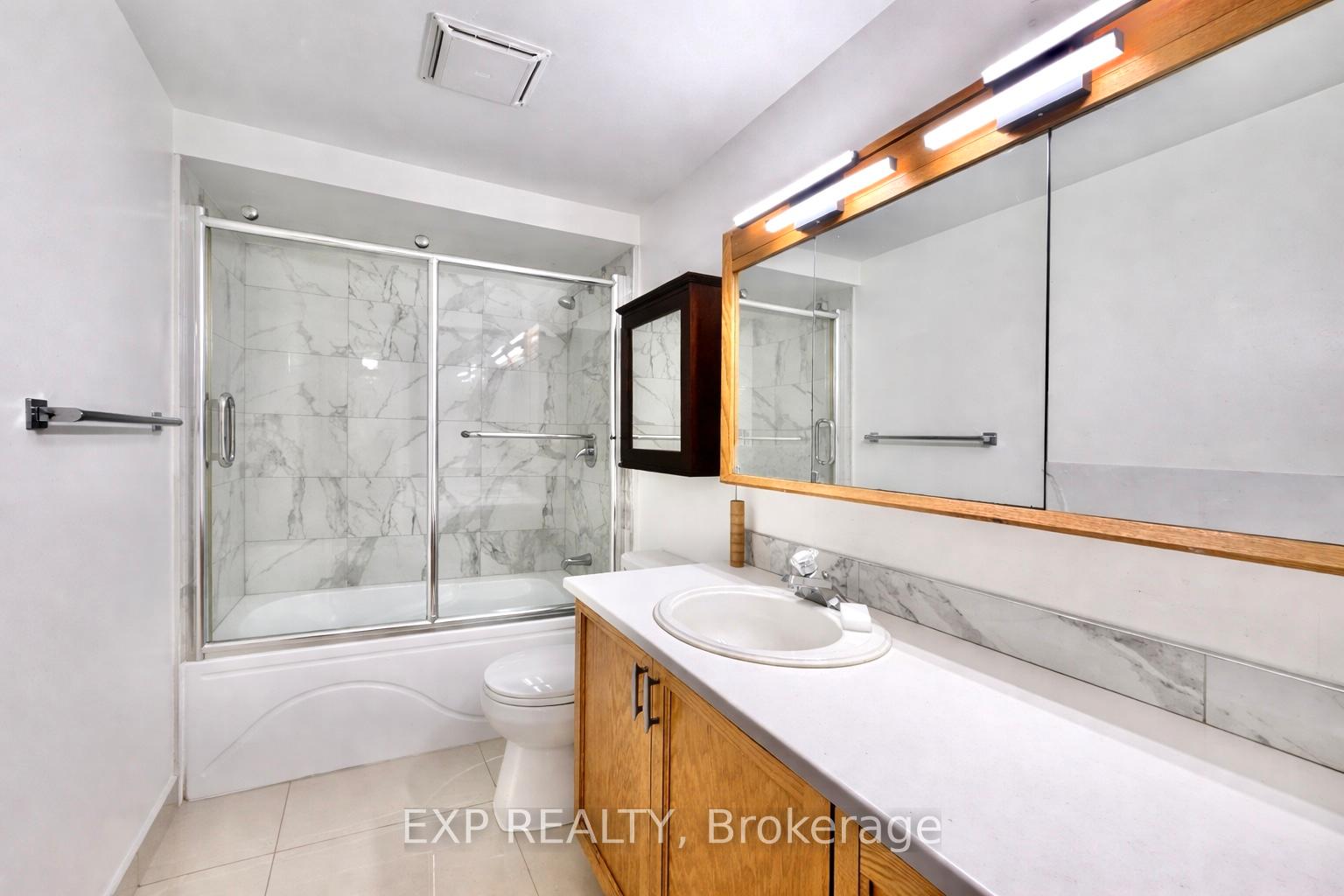 Photo 11 of 11C Sonnet Crescent, Ottawa, Westcliffe Estates — HOMEH