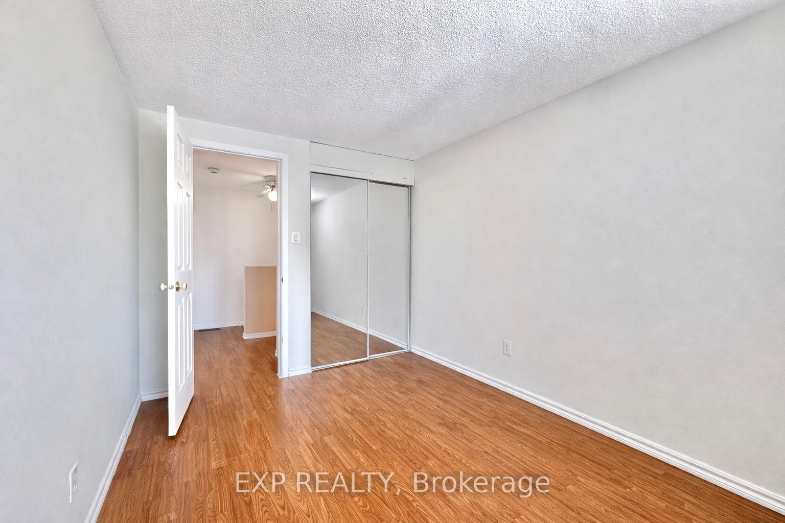 Photo 15 of 11C Sonnet Crescent, Ottawa, Westcliffe Estates — HOMEH
