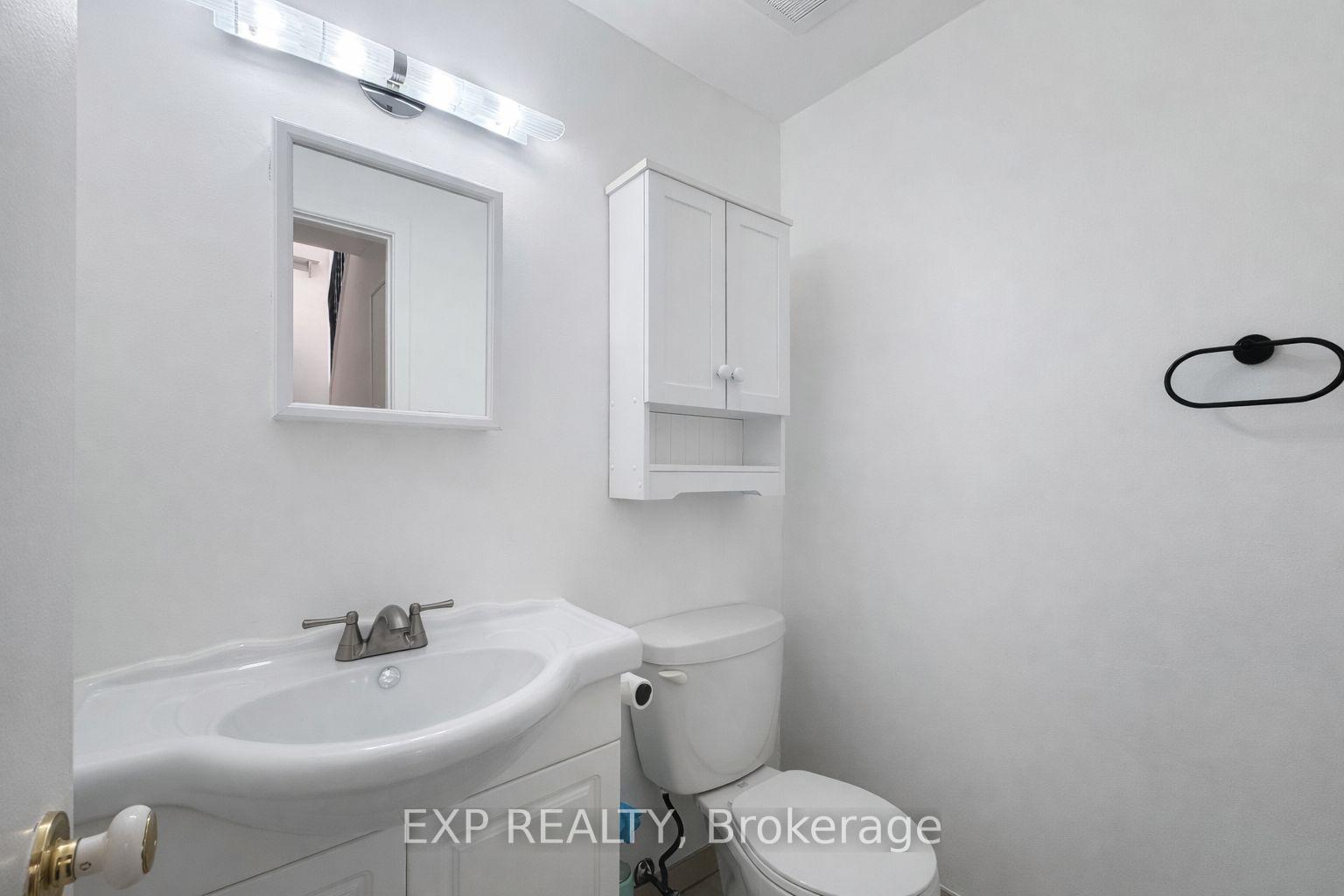 Photo 16 of 11C Sonnet Crescent, Ottawa, Westcliffe Estates — HOMEH