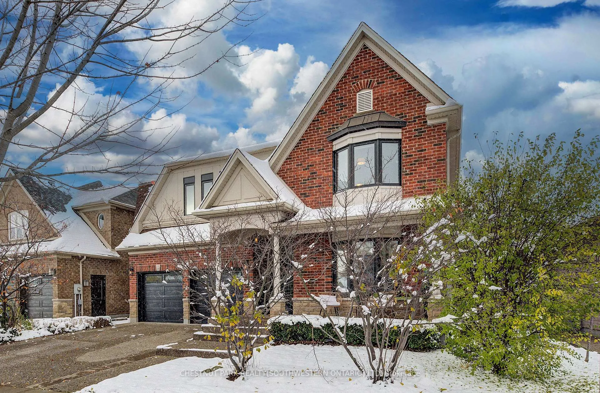 Photo 2 of 11 Tremaine Drive, Kitchener, Grand River South — HOMEH