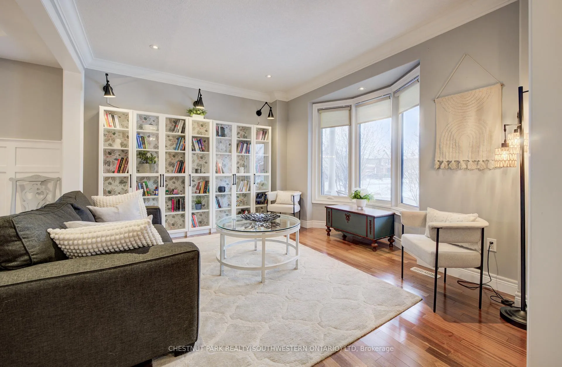 Photo 3 of 11 Tremaine Drive, Kitchener, Grand River South — HOMEH