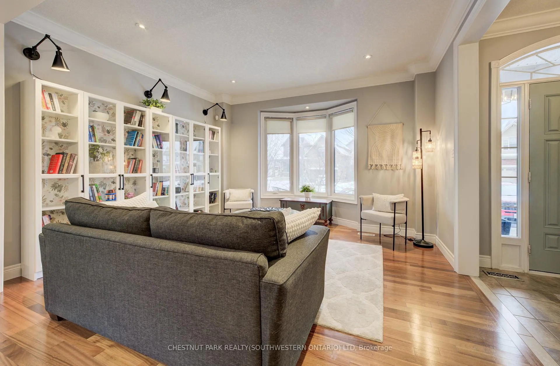 Photo 4 of 11 Tremaine Drive, Kitchener, Grand River South — HOMEH