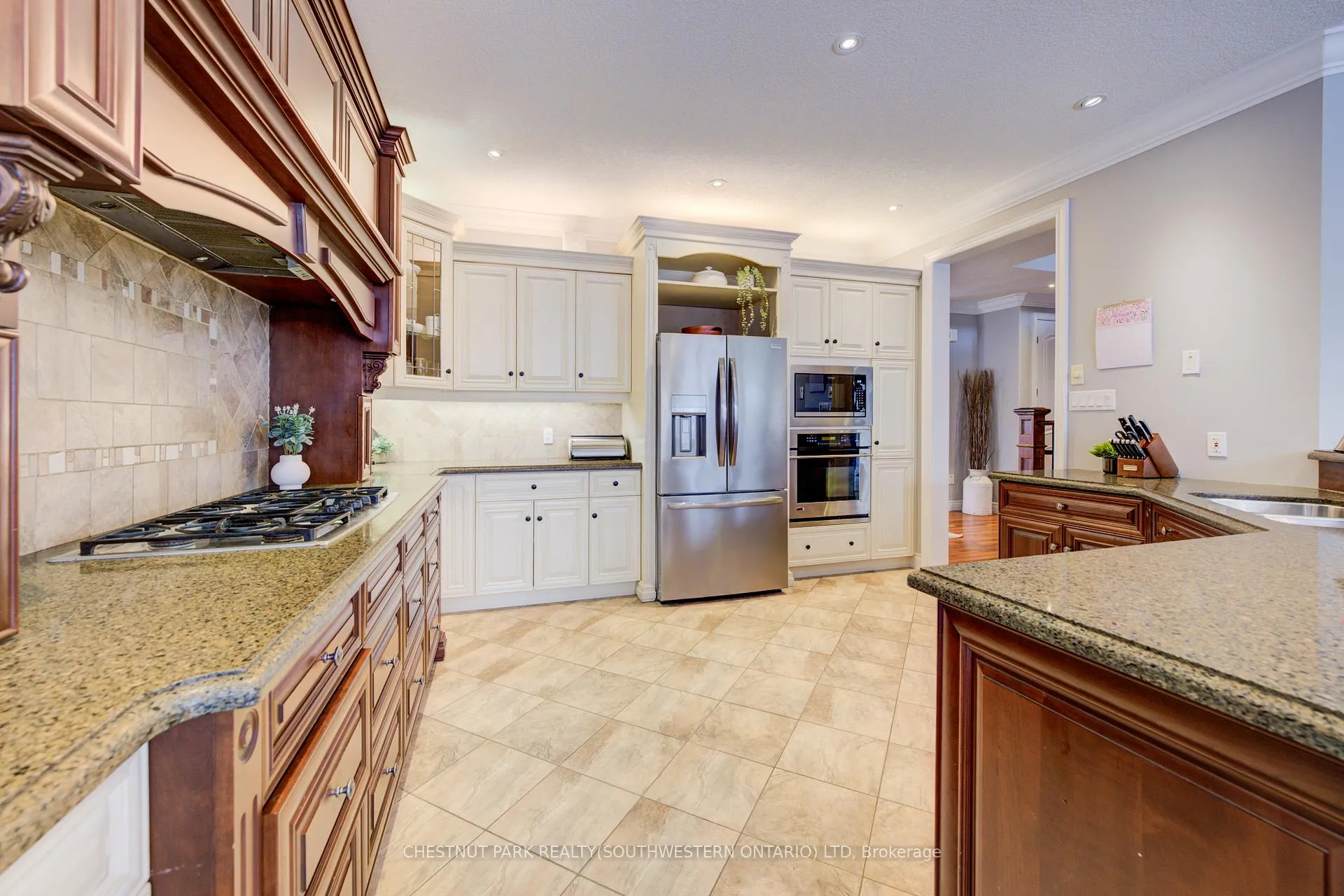 Photo 10 of 11 Tremaine Drive, Kitchener, Grand River South — HOMEH