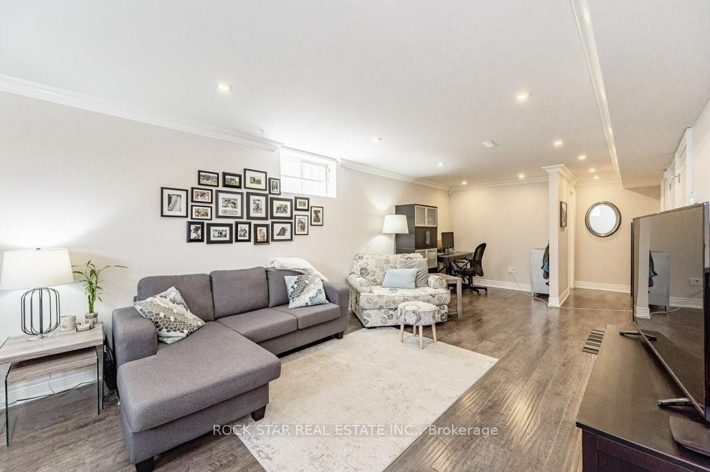 Photo 10 of 11 Aterno Drive, Hamilton, Mountview — HOMEH