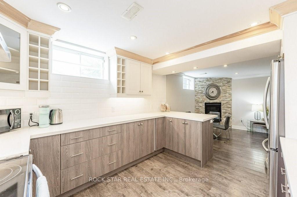 Photo 13 of 11 Aterno Drive, Hamilton, Mountview — HOMEH