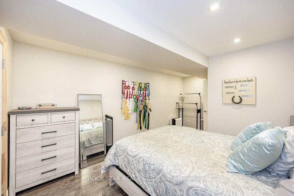 Photo 16 of 11 Aterno Drive, Hamilton, Mountview — HOMEH