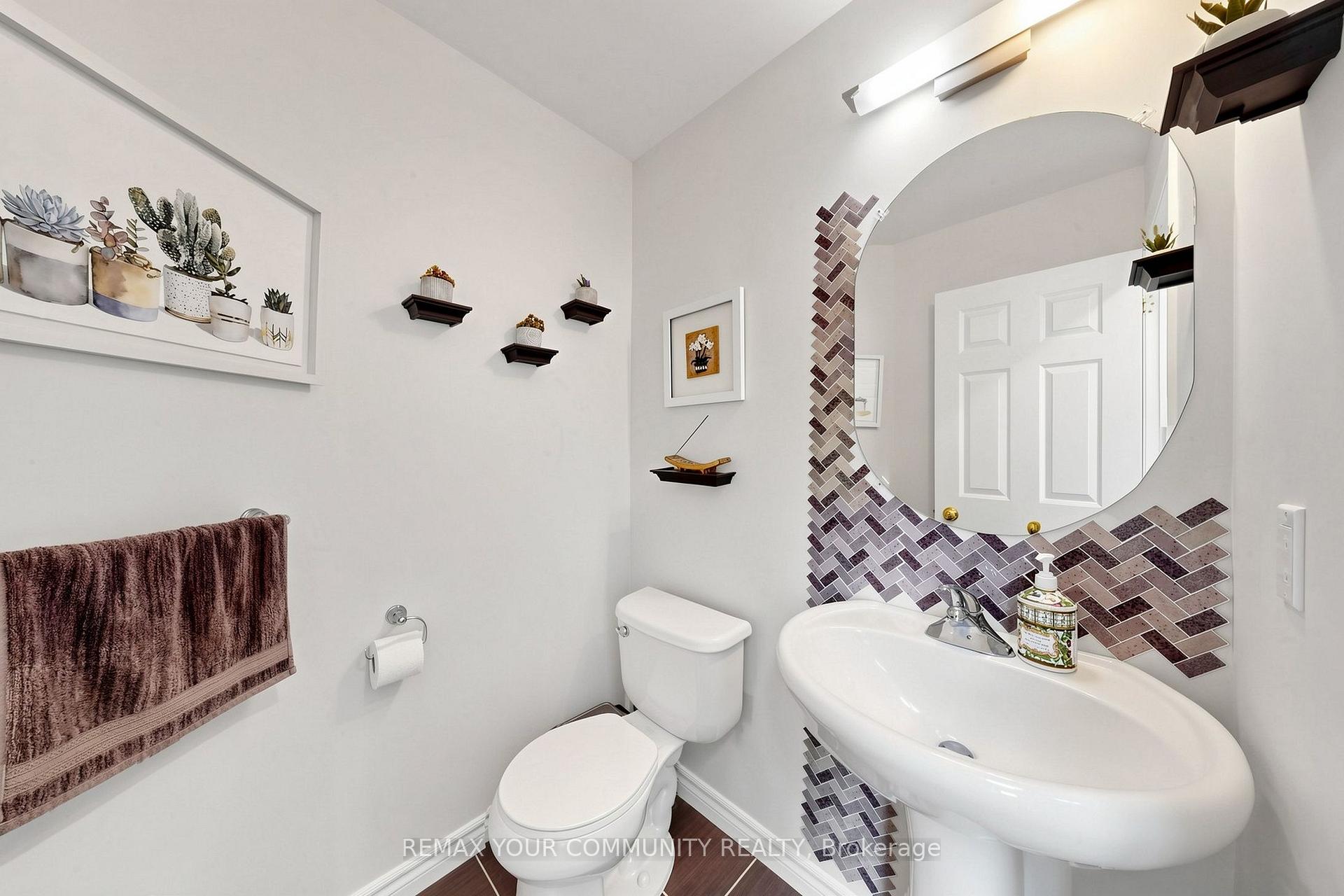 Photo 20 of 18 Davis Street, Collingwood — HOMEH