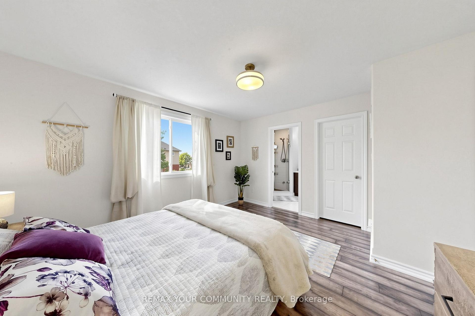 Photo 27 of 18 Davis Street, Collingwood — HOMEH