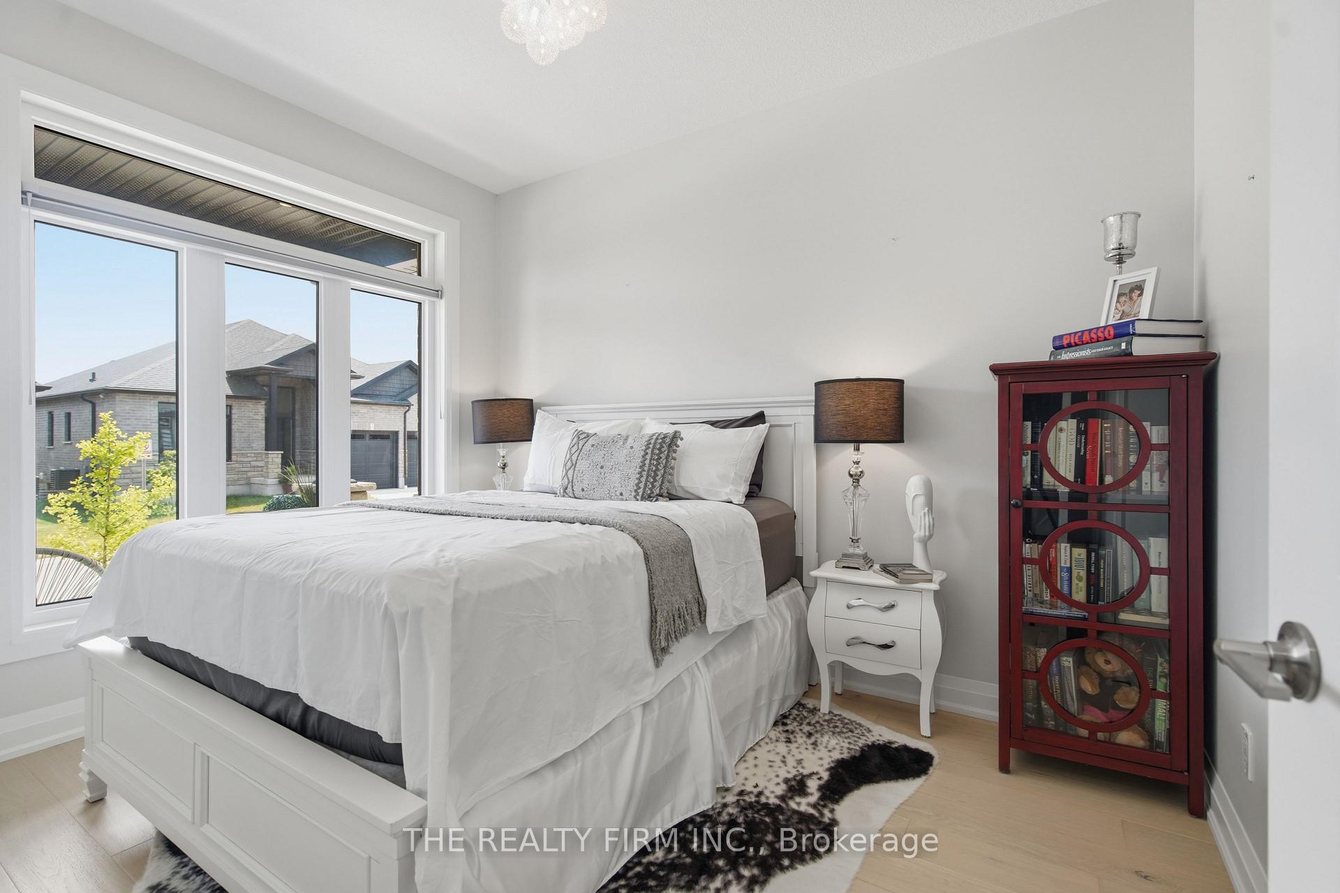 Photo 8 of Unit 8, 383 Daventry Way, Middlesex Centre, Kilworth — HOMEH