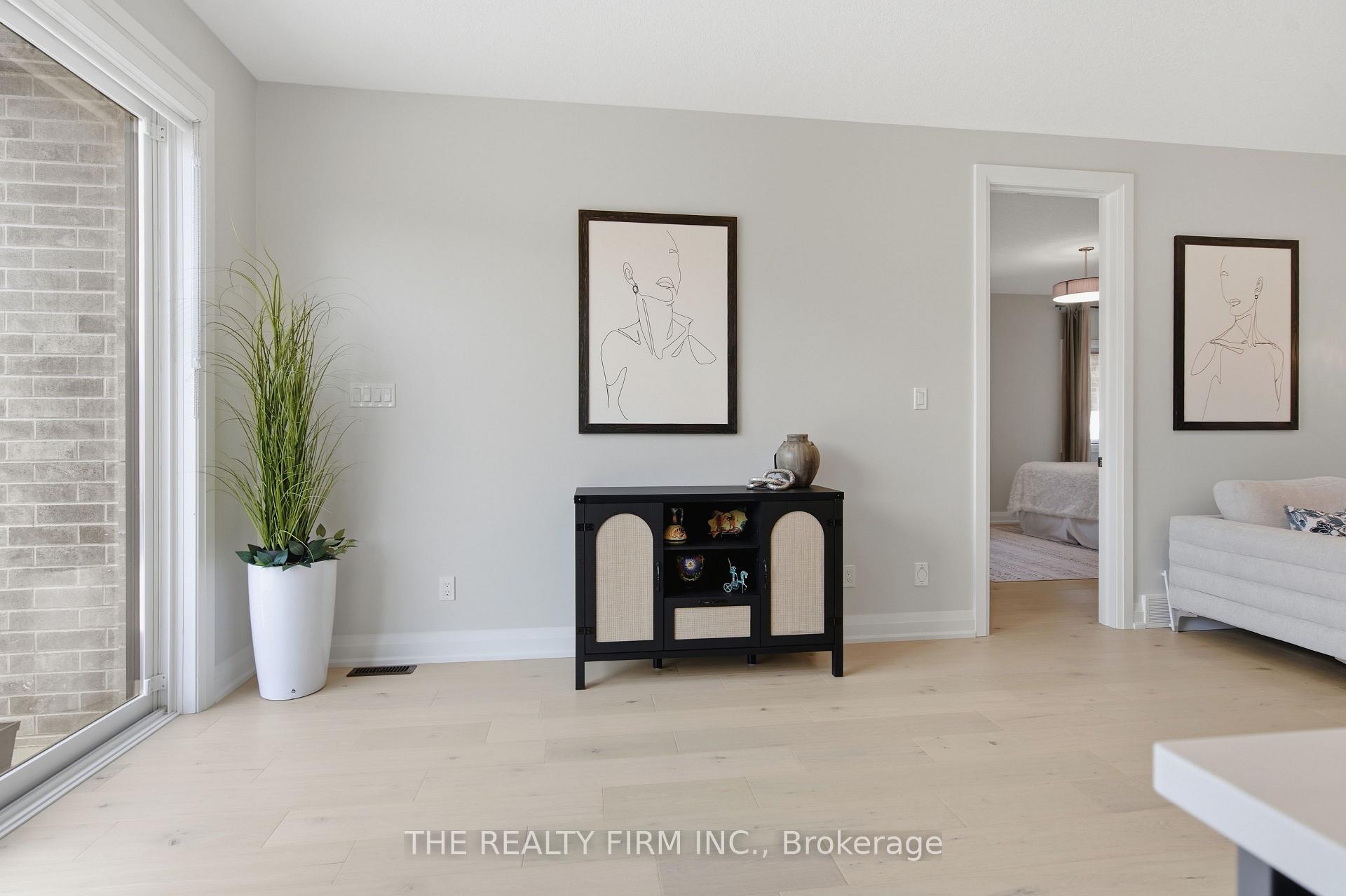 Photo 20 of Unit 8, 383 Daventry Way, Middlesex Centre, Kilworth — HOMEH