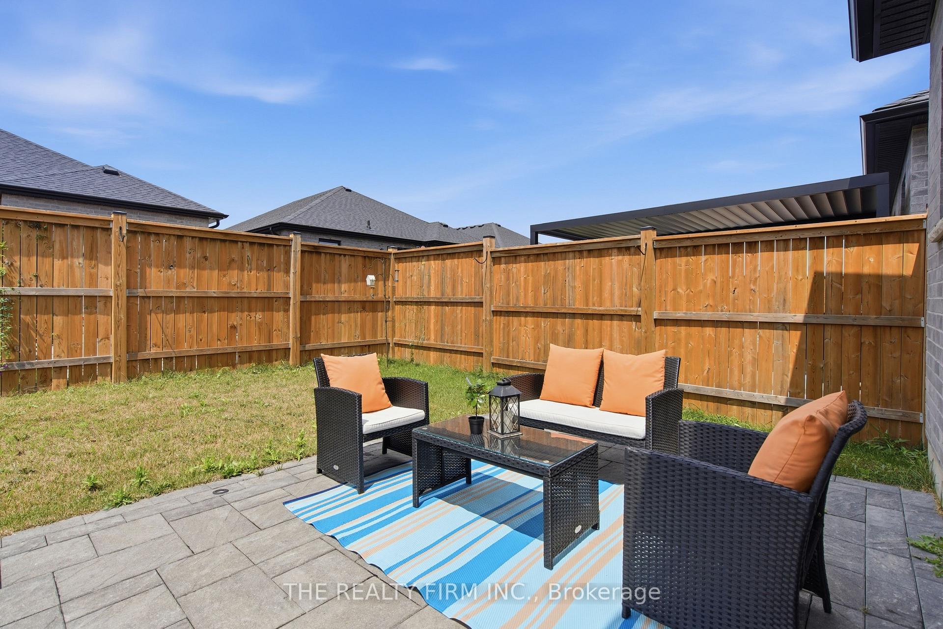 Photo 47 of Unit 8, 383 Daventry Way, Middlesex Centre, Kilworth — HOMEH