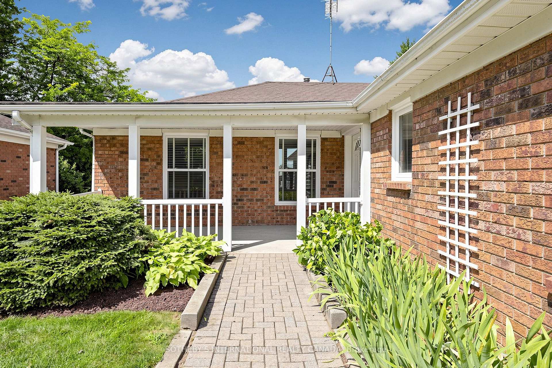 Photo 4 of 3454 Frederick Avenue, Lincoln, Lincoln-Jordan/Vineland — HOMEH