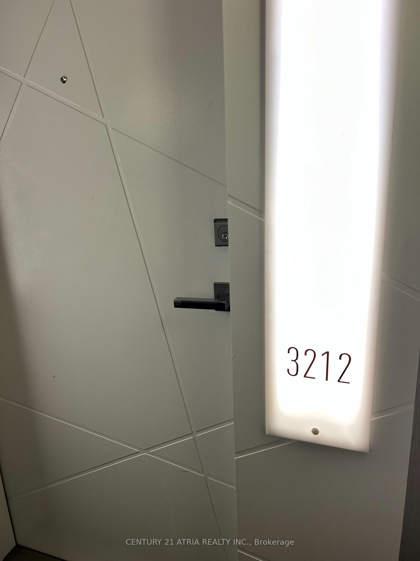 Front of Unit 3212, 14 York Street