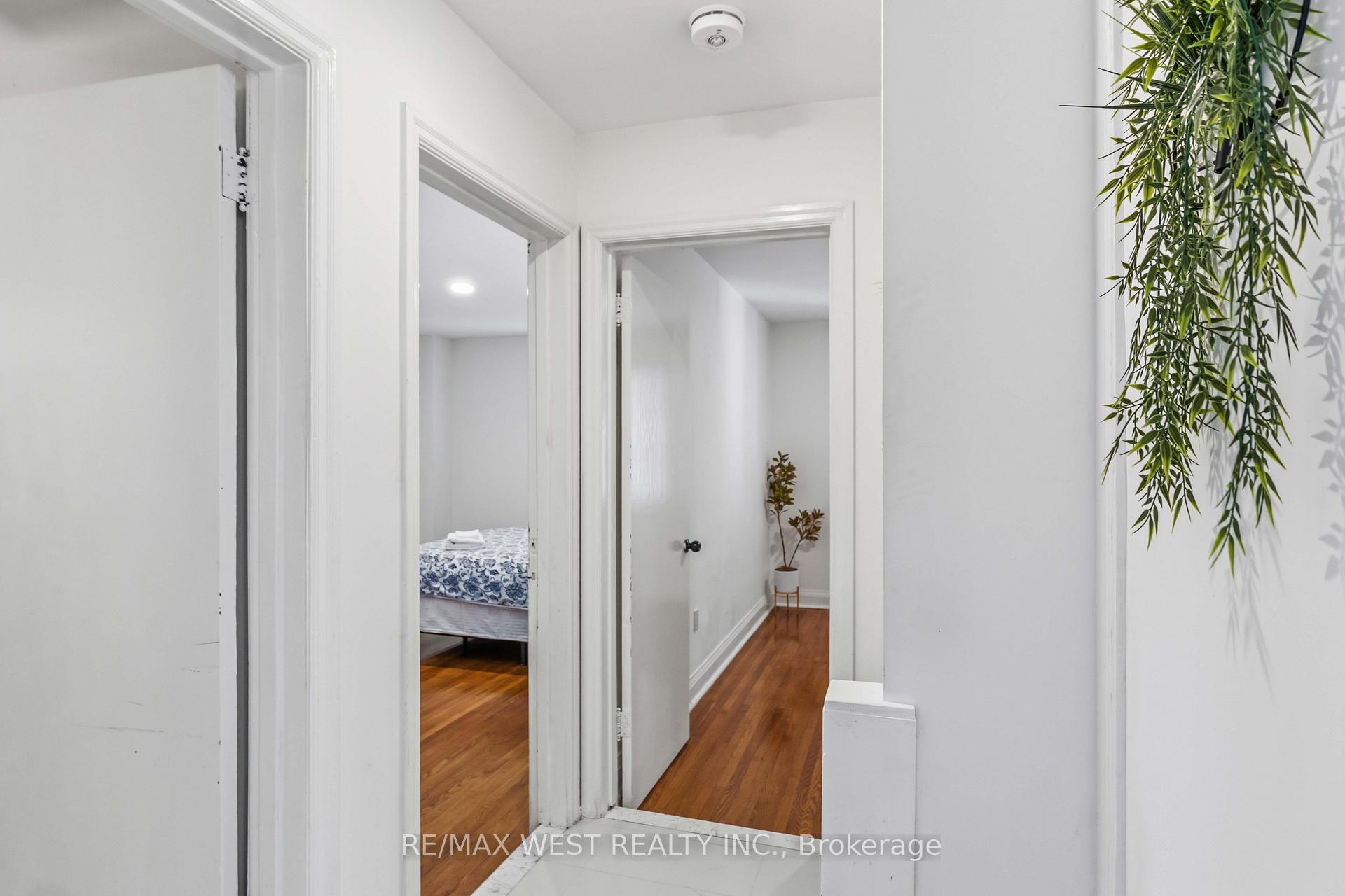 Photo 12 of 5177 Kitchener Street, Niagara Falls, Clifton Hill — HOMEH
