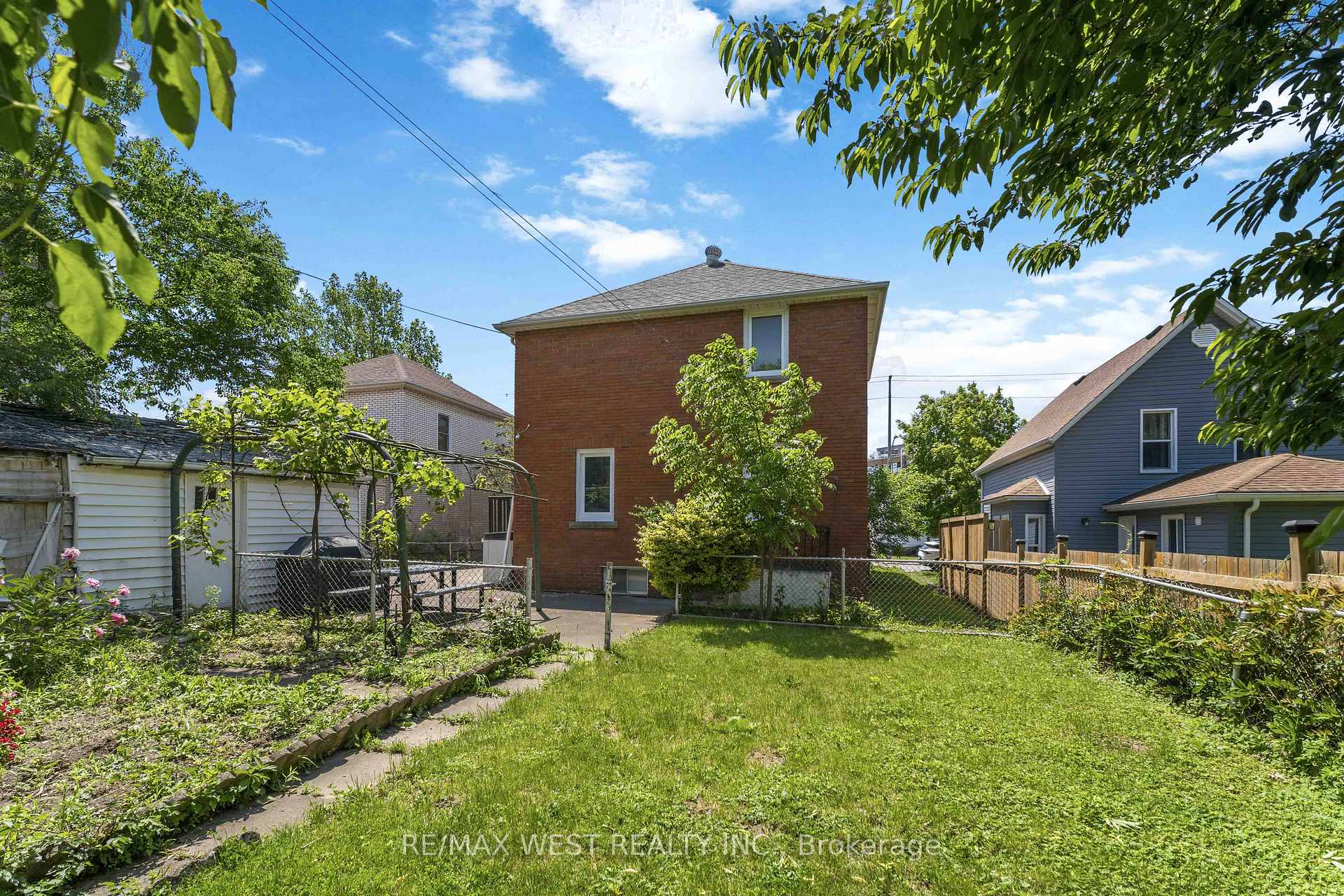Photo 30 of 5177 Kitchener Street, Niagara Falls, Clifton Hill — HOMEH