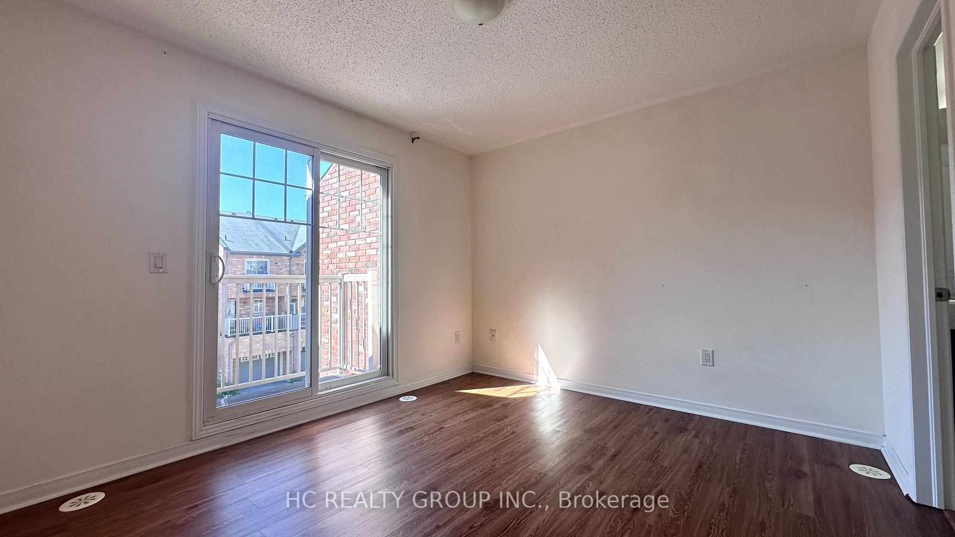 Photo 3 of 5257 Major Mackenzie Drive E, Markham, Berczy — HOMEH