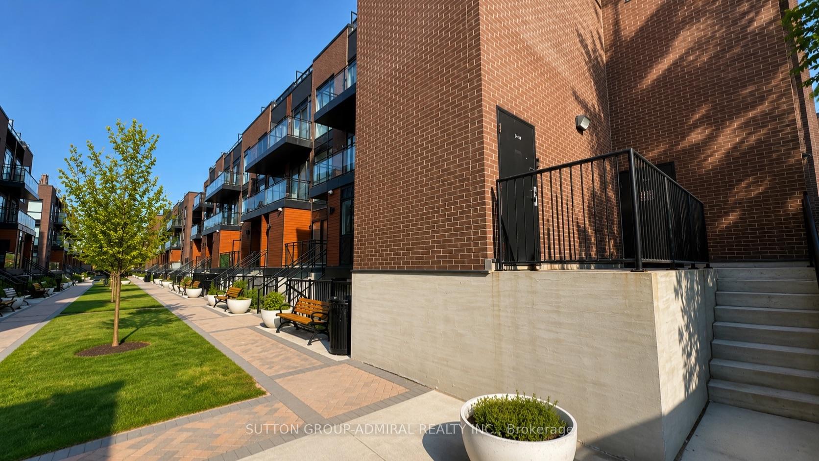 Photo 2 of Unit D703, 5289 Highway 7, Vaughan, Vaughan Grove — HOMEH