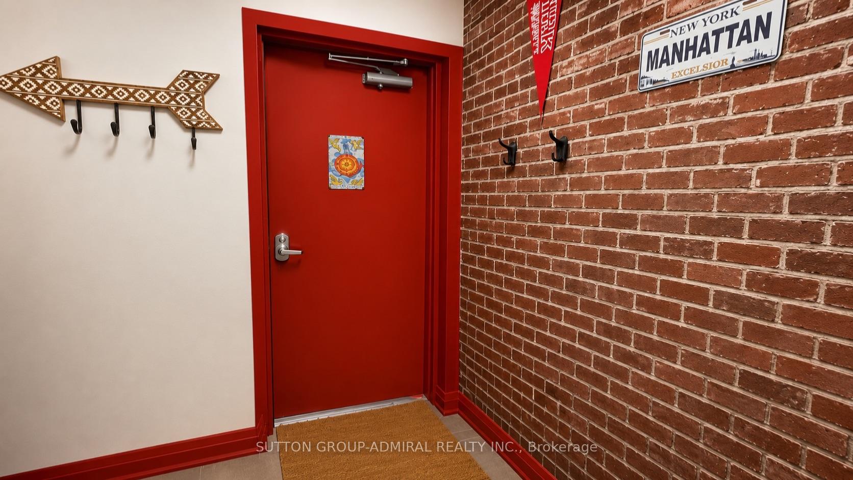 Photo 4 of Unit D703, 5289 Highway 7, Vaughan, Vaughan Grove — HOMEH