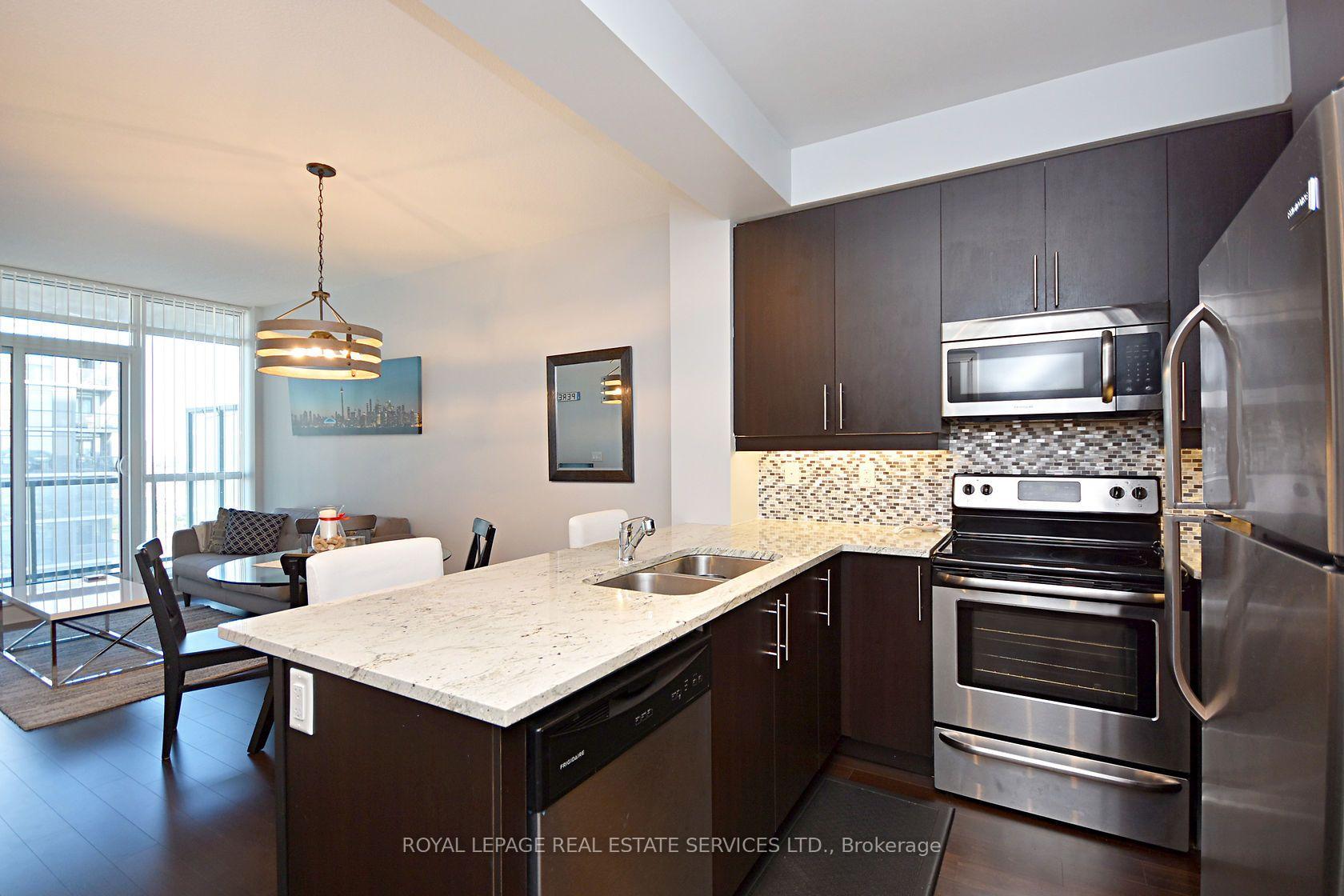 Photo 3 of Unit 901, 1185 The Queensway, Etobicoke, Islington-City Centre West — HOMEH