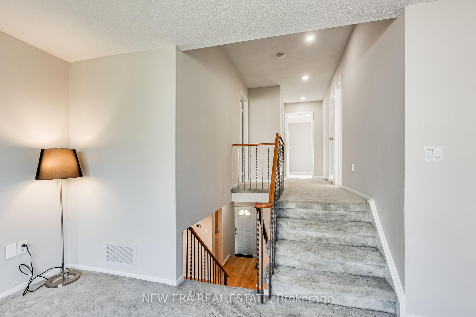 Photo 25 of 4059 Teakwood Drive, Mississauga, Creditview — HOMEH