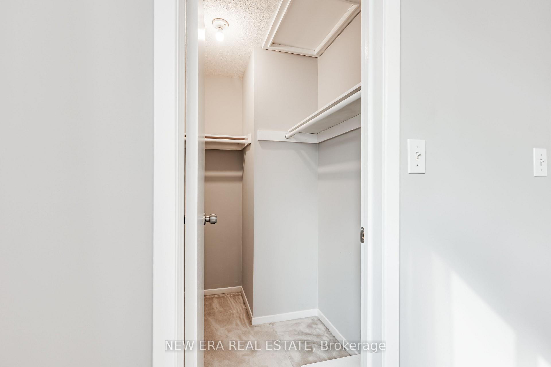 Photo 30 of 4059 Teakwood Drive, Mississauga, Creditview — HOMEH