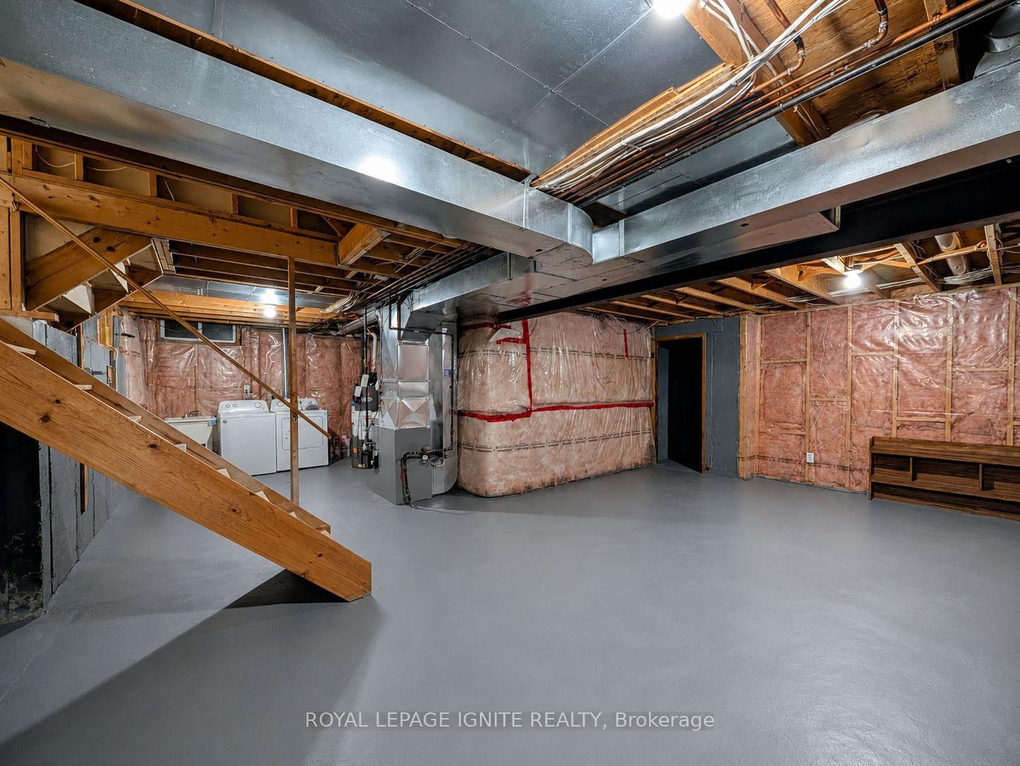 Photo 13 of 461 Eastbridge Boulevard, Waterloo, Lexington — HOMEH