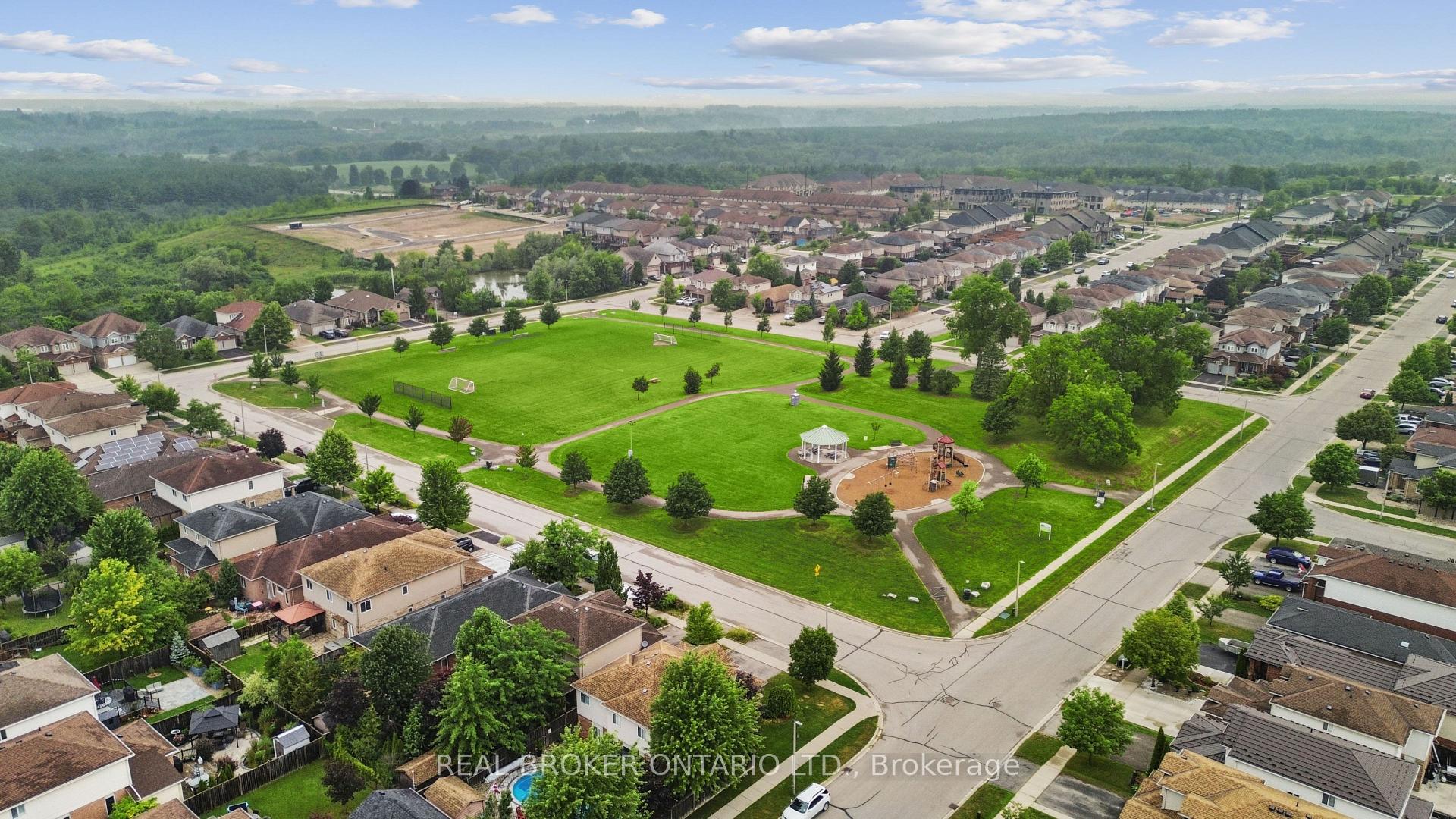 Photo 48 of Unit 8, 19 Simmonds Drive, Guelph, Victoria North — HOMEH