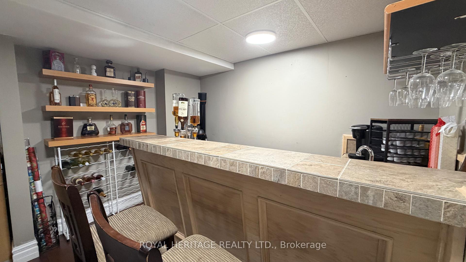Photo 31 of 23 Hooper Square, Clarington, Bowmanville — HOMEH