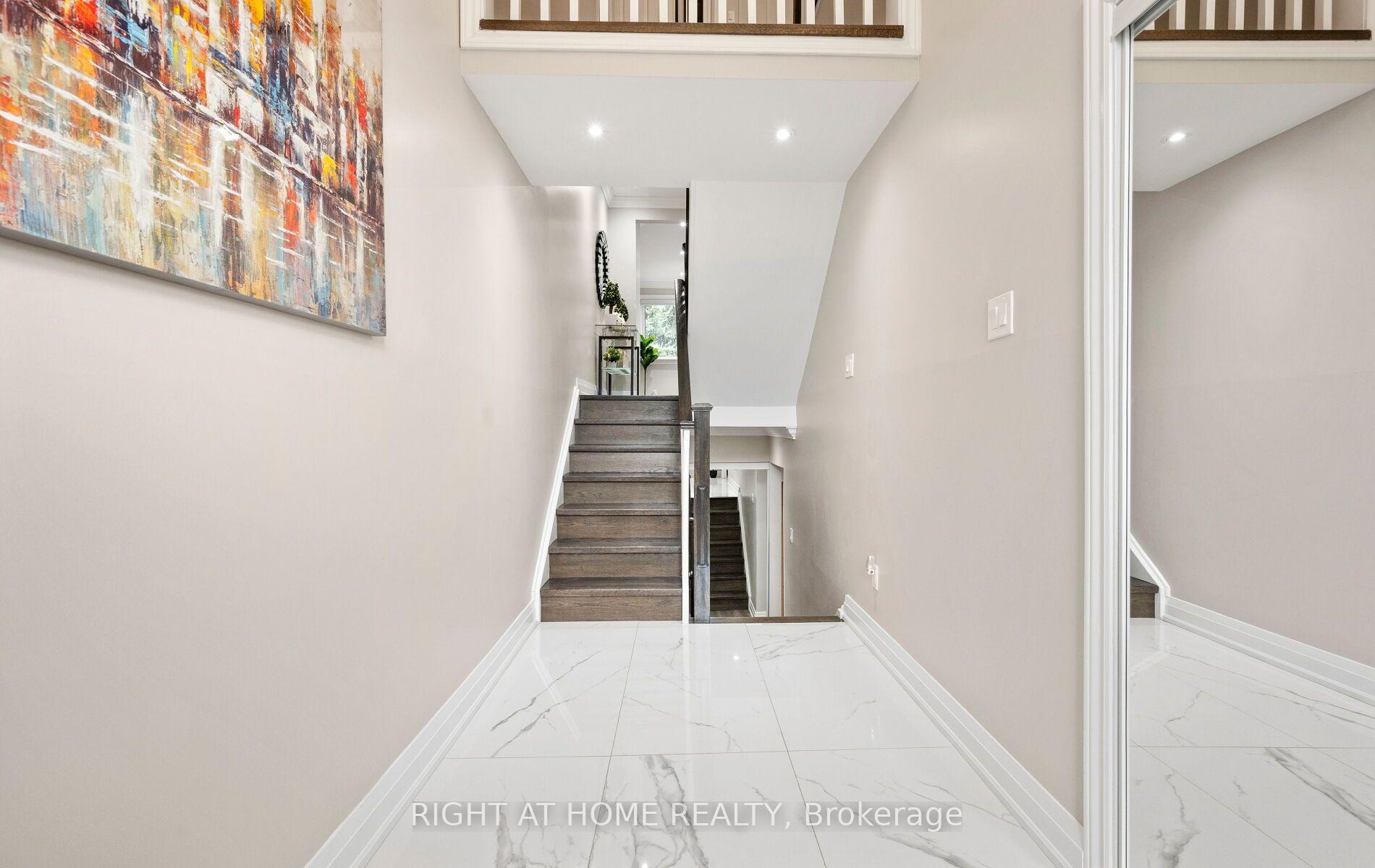 Photo 6 of 5491 Schueller Crescent, Burlington, Appleby — HOMEH