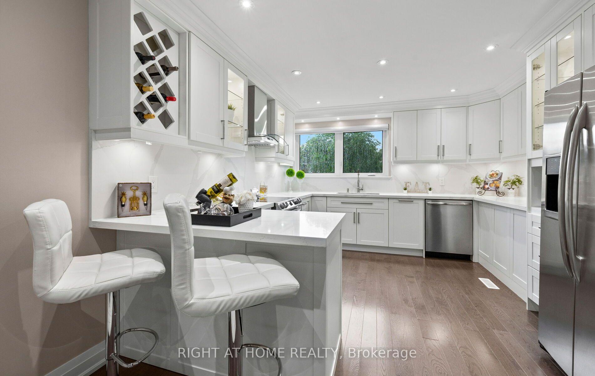 Photo 15 of 5491 Schueller Crescent, Burlington, Appleby — HOMEH