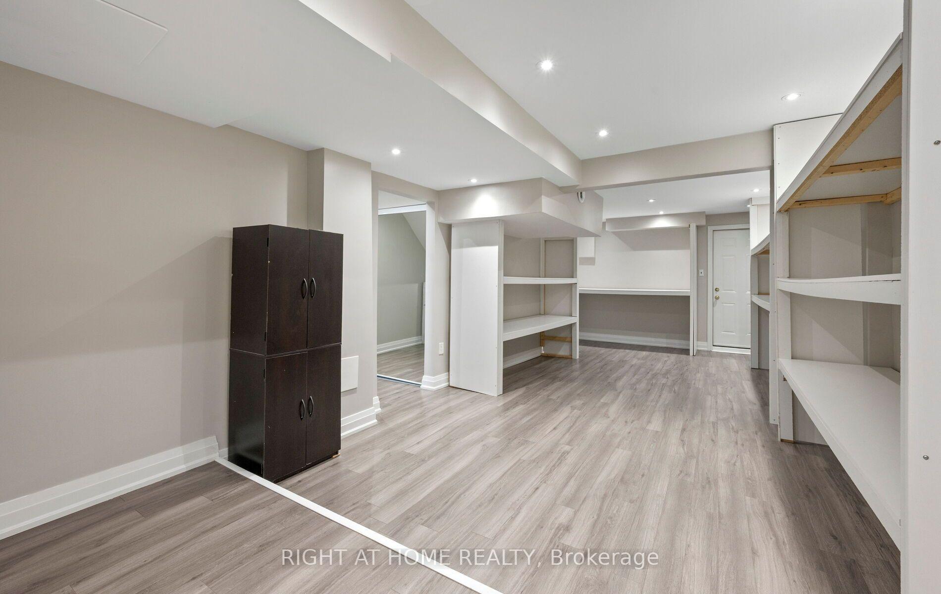 Photo 43 of 5491 Schueller Crescent, Burlington, Appleby — HOMEH