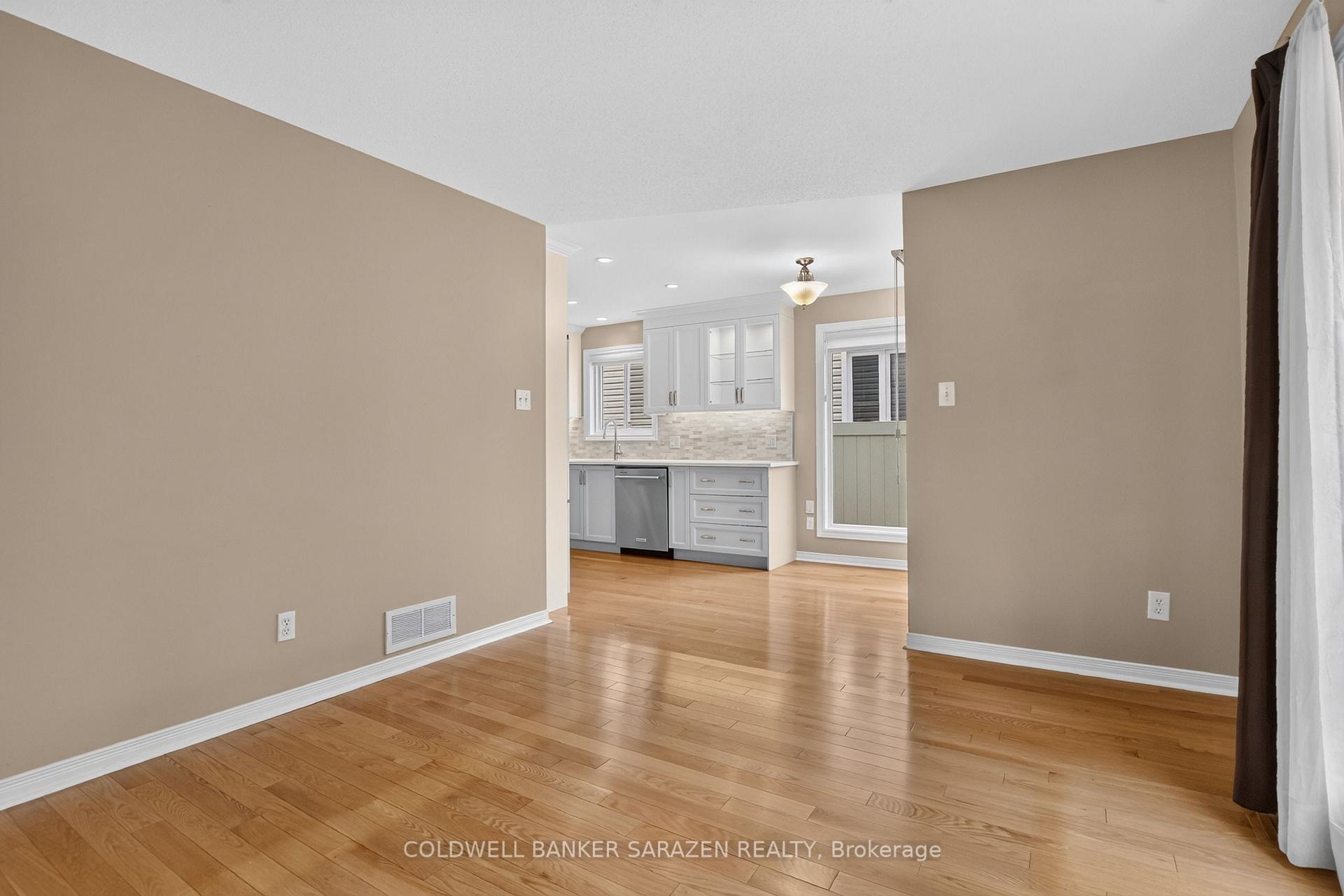 Photo 11 of 37 Shandon Avenue, Ottawa, Barrhaven - Longfields — HOMEH