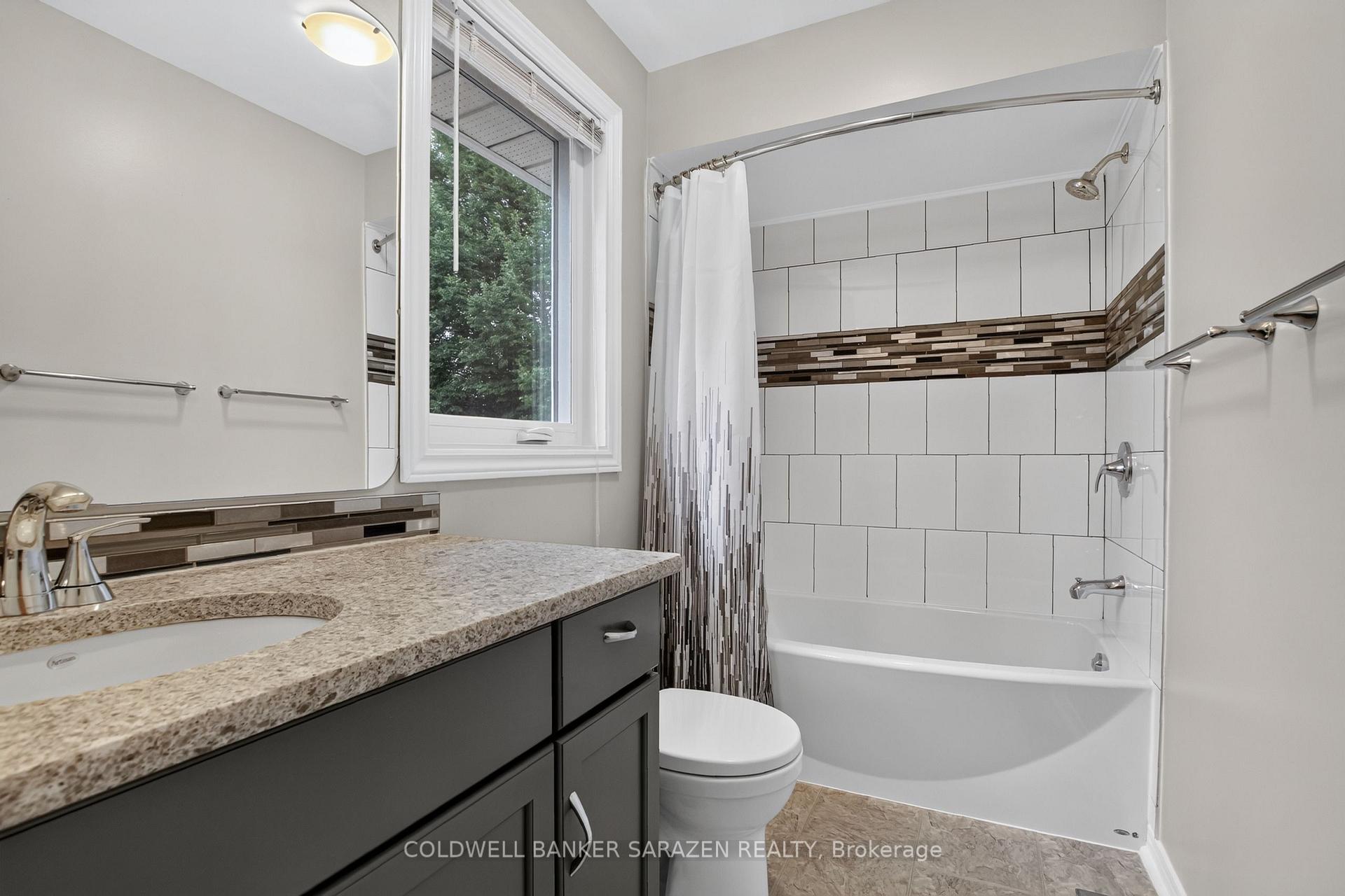 Photo 35 of 37 Shandon Avenue, Ottawa, Barrhaven - Longfields — HOMEH