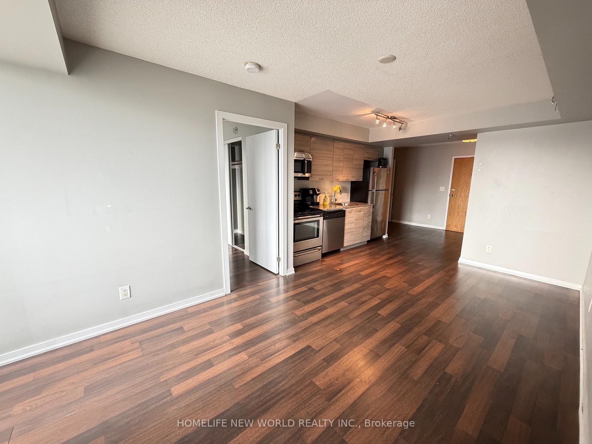 Photo 6 of Unit 1017, 20 Joe Shuster Way, Toronto, South Parkdale — HOMEH
