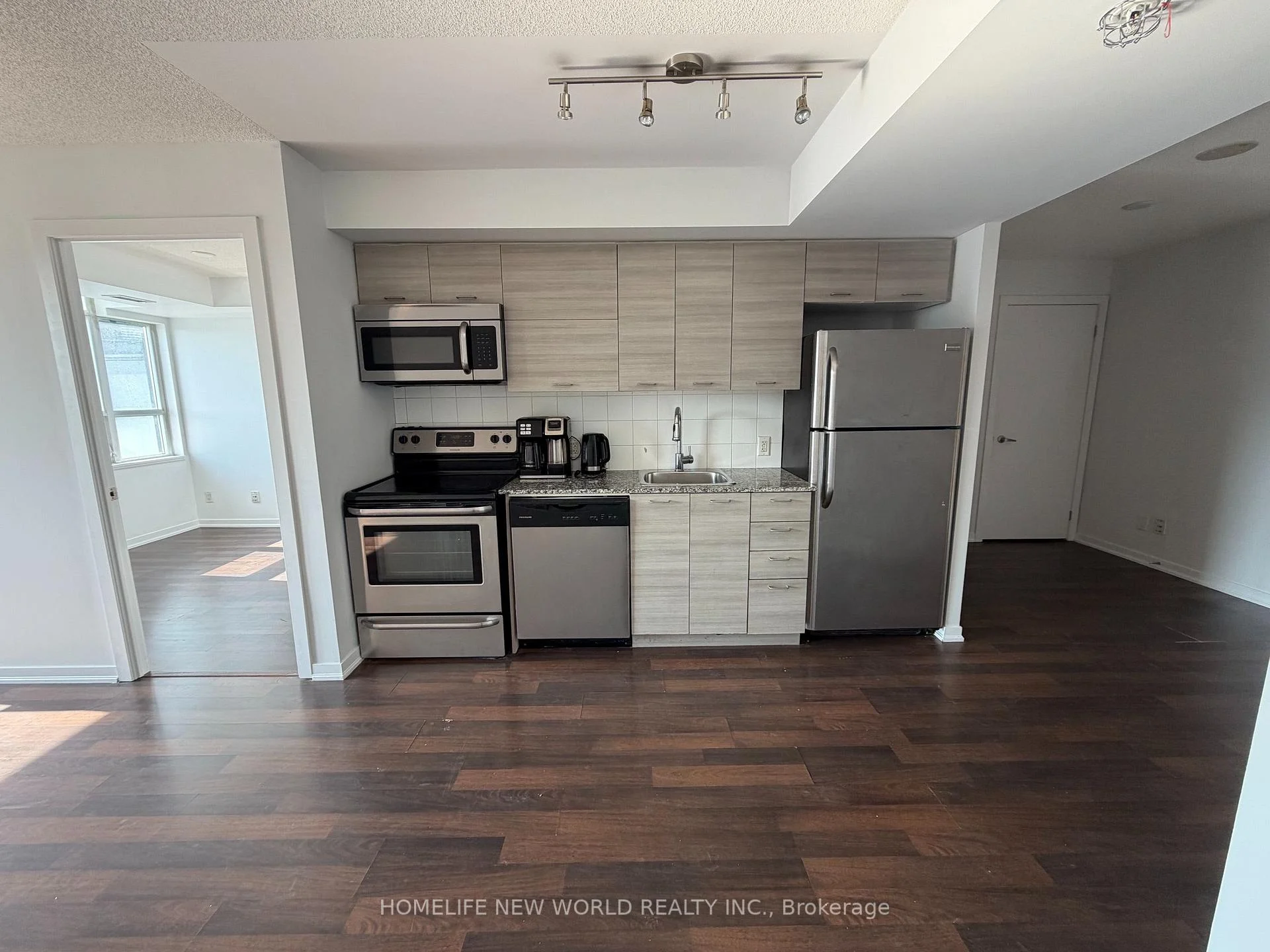 Photo 8 of Unit 1017, 20 Joe Shuster Way, Toronto, South Parkdale — HOMEH