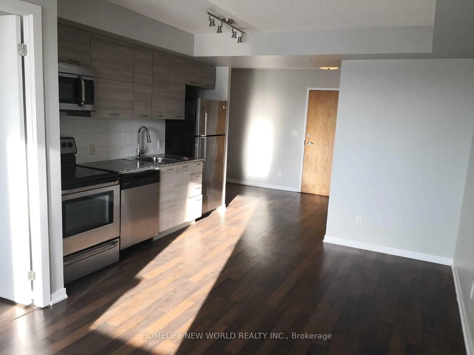 Photo 15 of Unit 1017, 20 Joe Shuster Way, Toronto, South Parkdale — HOMEH