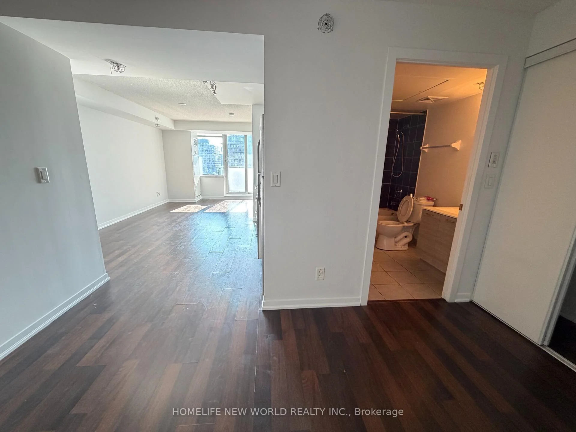 Photo 21 of Unit 1017, 20 Joe Shuster Way, Toronto, South Parkdale — HOMEH