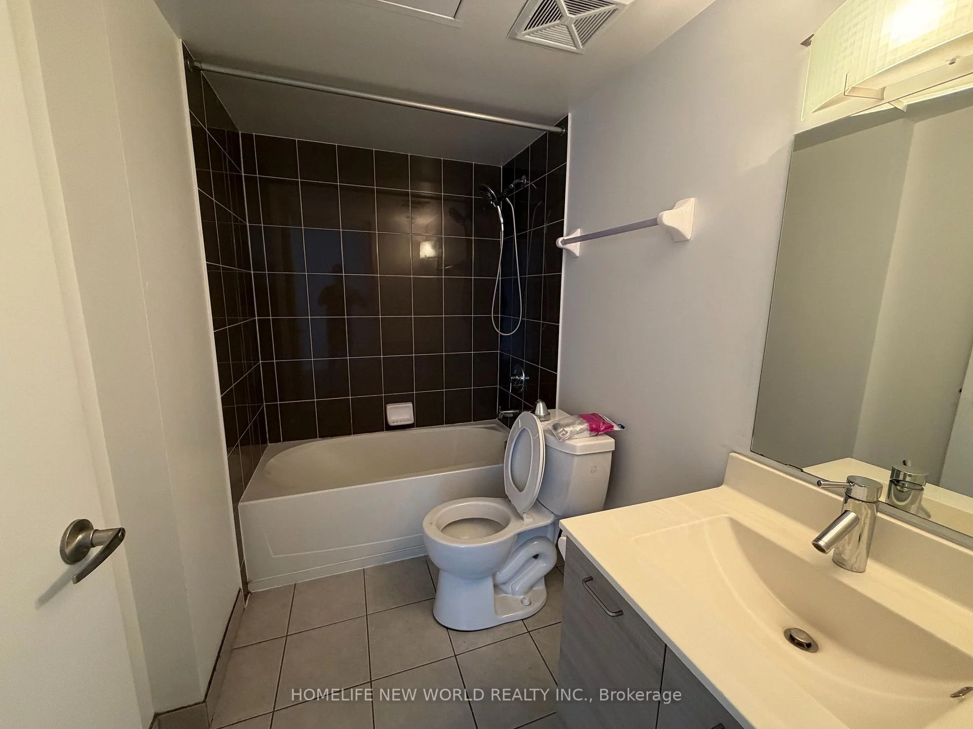 Photo 29 of Unit 1017, 20 Joe Shuster Way, Toronto, South Parkdale — HOMEH