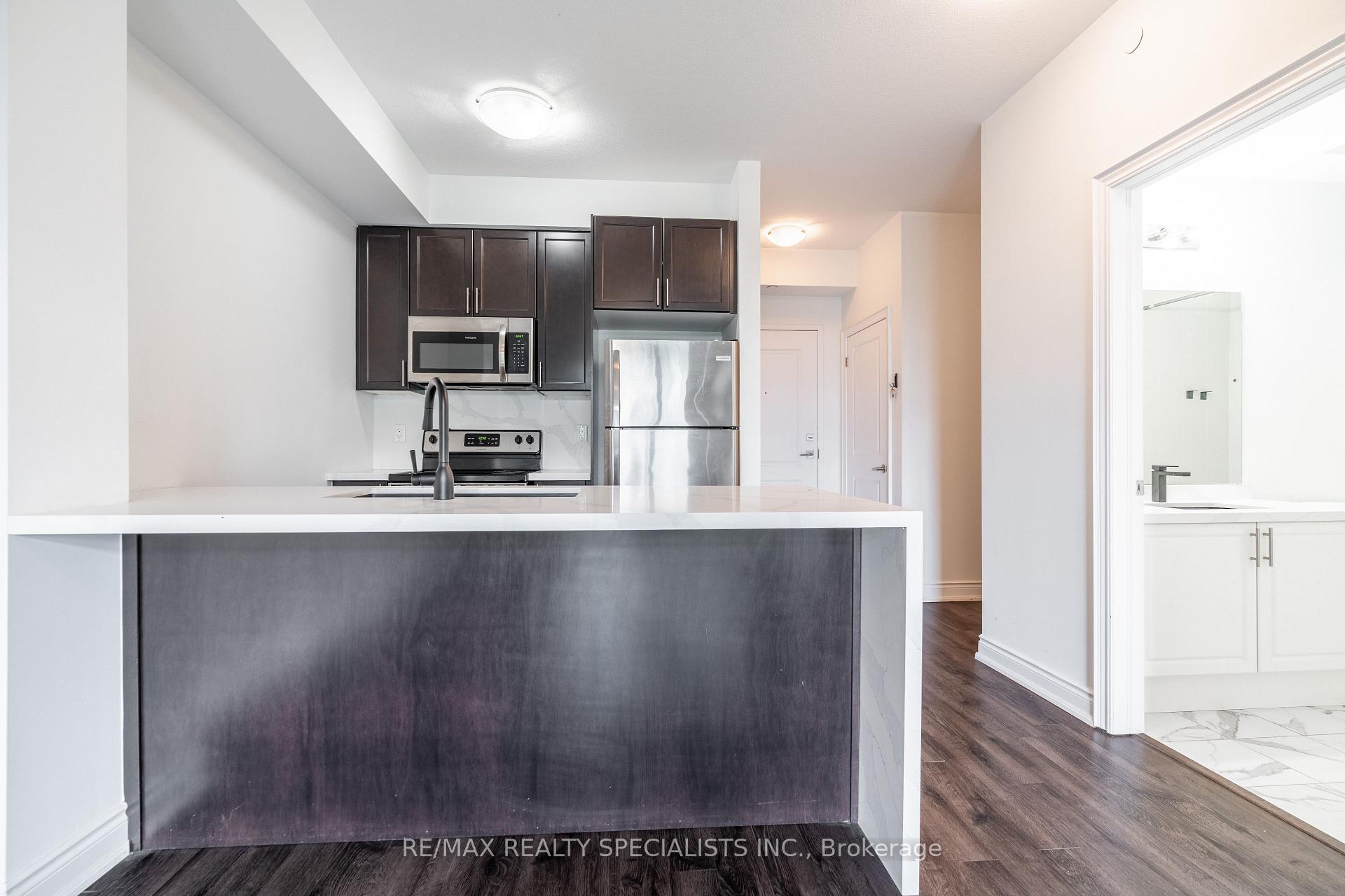 Photo 10 of Unit 321, 125 Shoreview Place, Hamilton, Stoney Creek — HOMEH