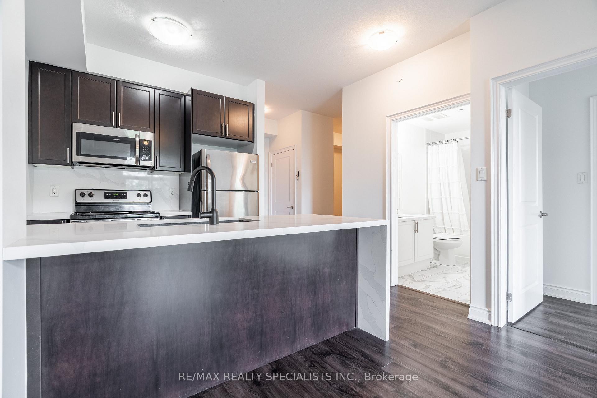 Photo 11 of Unit 321, 125 Shoreview Place, Hamilton, Stoney Creek — HOMEH