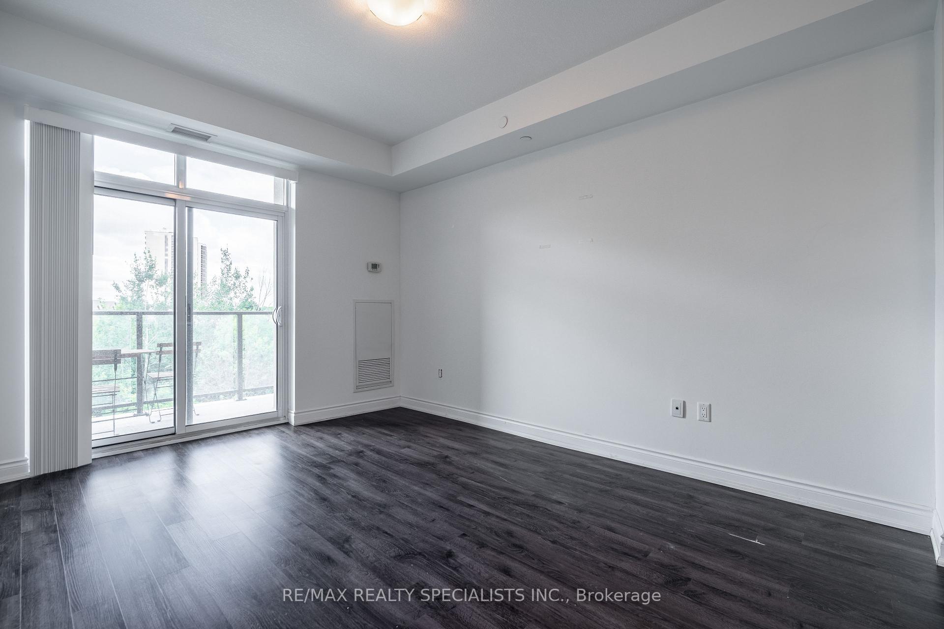 Photo 13 of Unit 321, 125 Shoreview Place, Hamilton, Stoney Creek — HOMEH