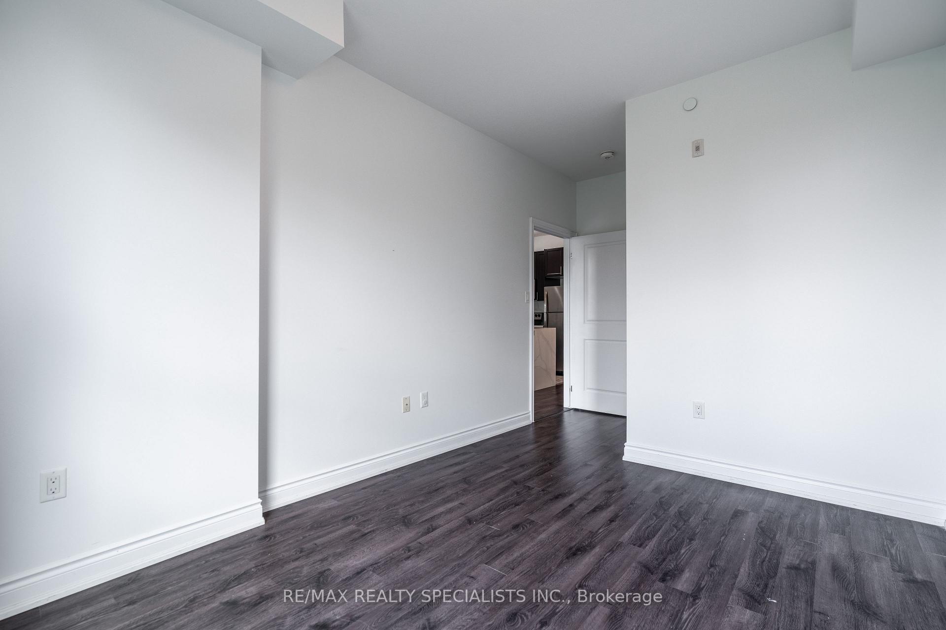 Photo 18 of Unit 321, 125 Shoreview Place, Hamilton, Stoney Creek — HOMEH