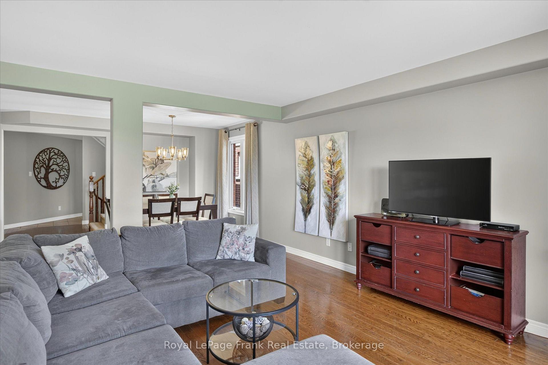Photo 21 of 2305 Marsdale Drive, Peterborough, Ashburnham Ward 4 — HOMEH