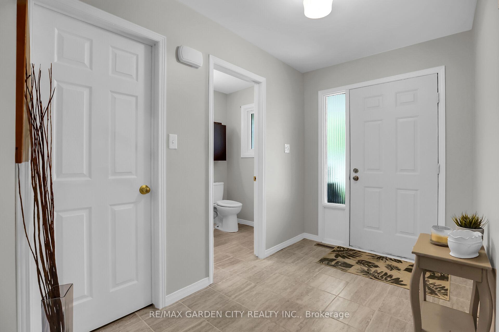 Photo 20 of 4542 Ivy Gardens Crescent, Lincoln, Beamsville — HOMEH