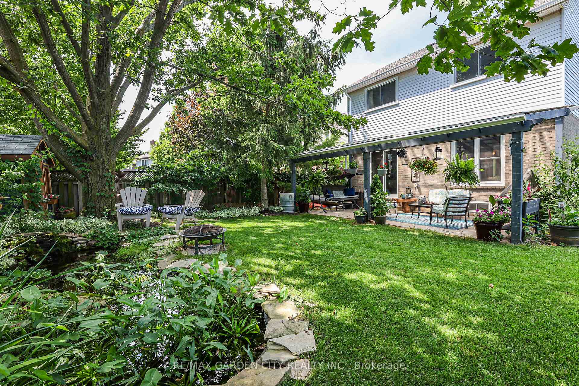 Photo 23 of 4542 Ivy Gardens Crescent, Lincoln, Beamsville — HOMEH
