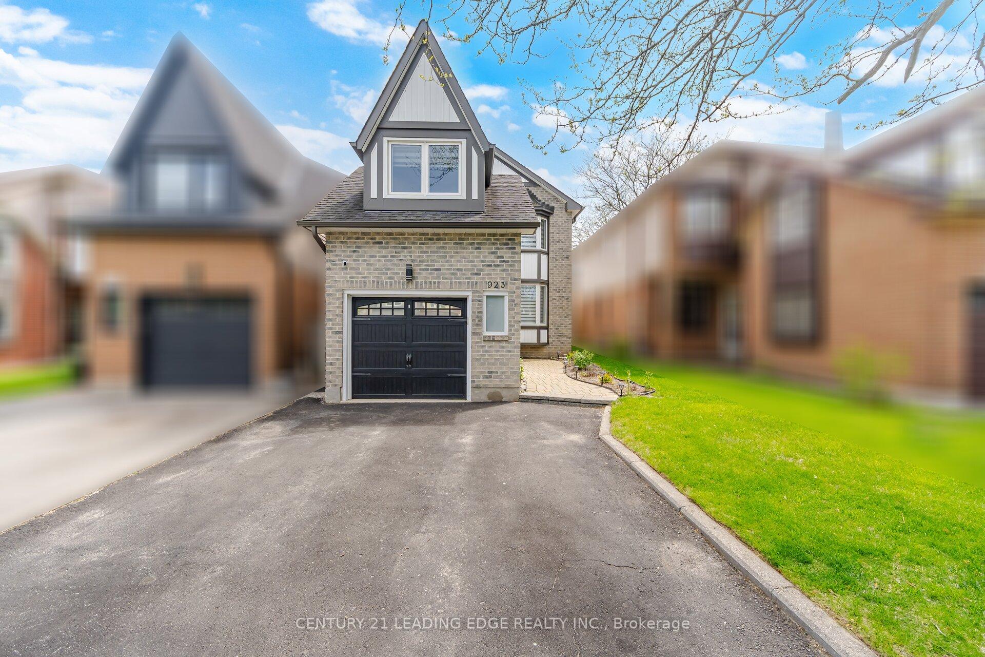 Photo 1 of 923 Redbird Crescent, Pickering, Liverpool — HOMEH