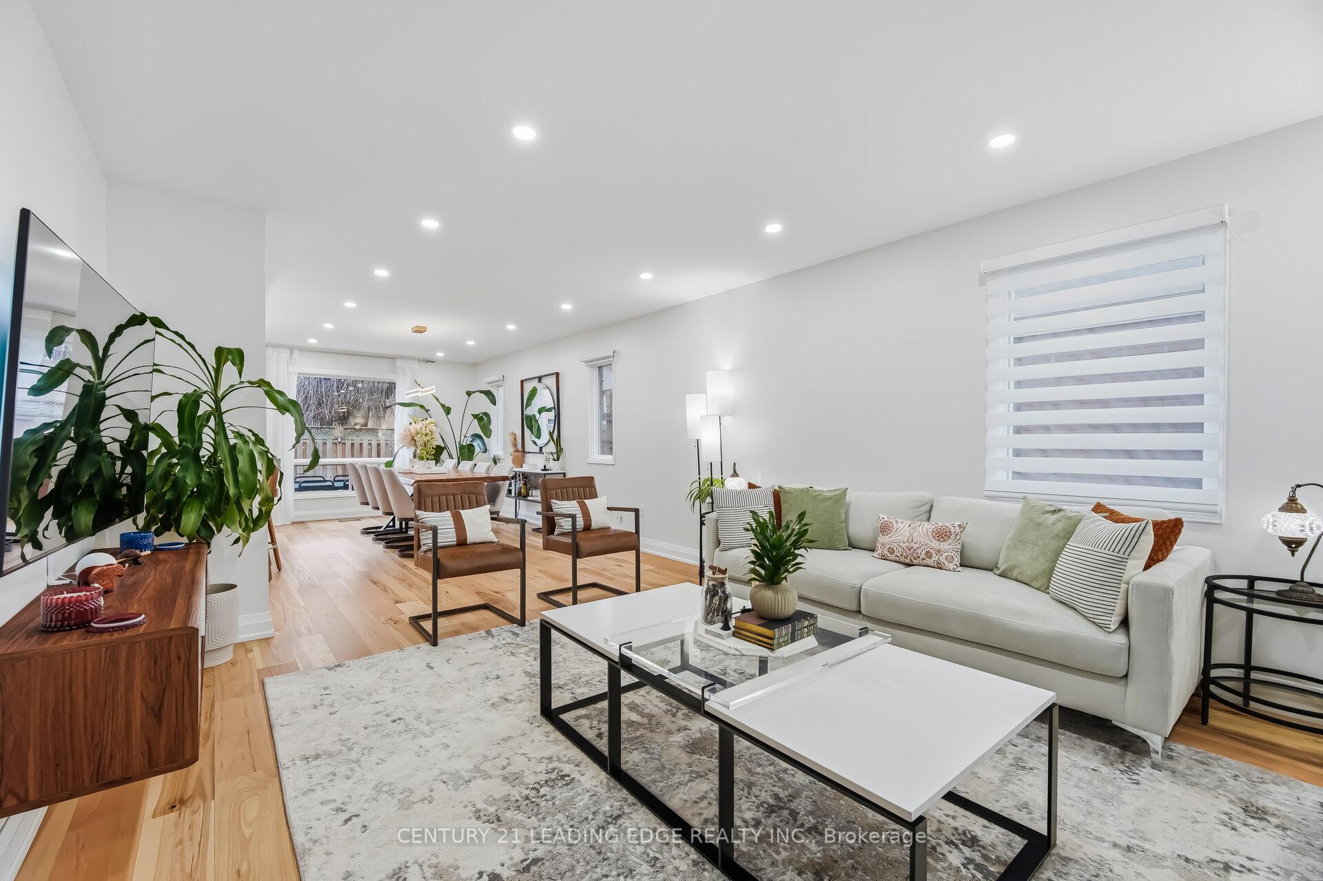Photo 13 of 923 Redbird Crescent, Pickering, Liverpool — HOMEH