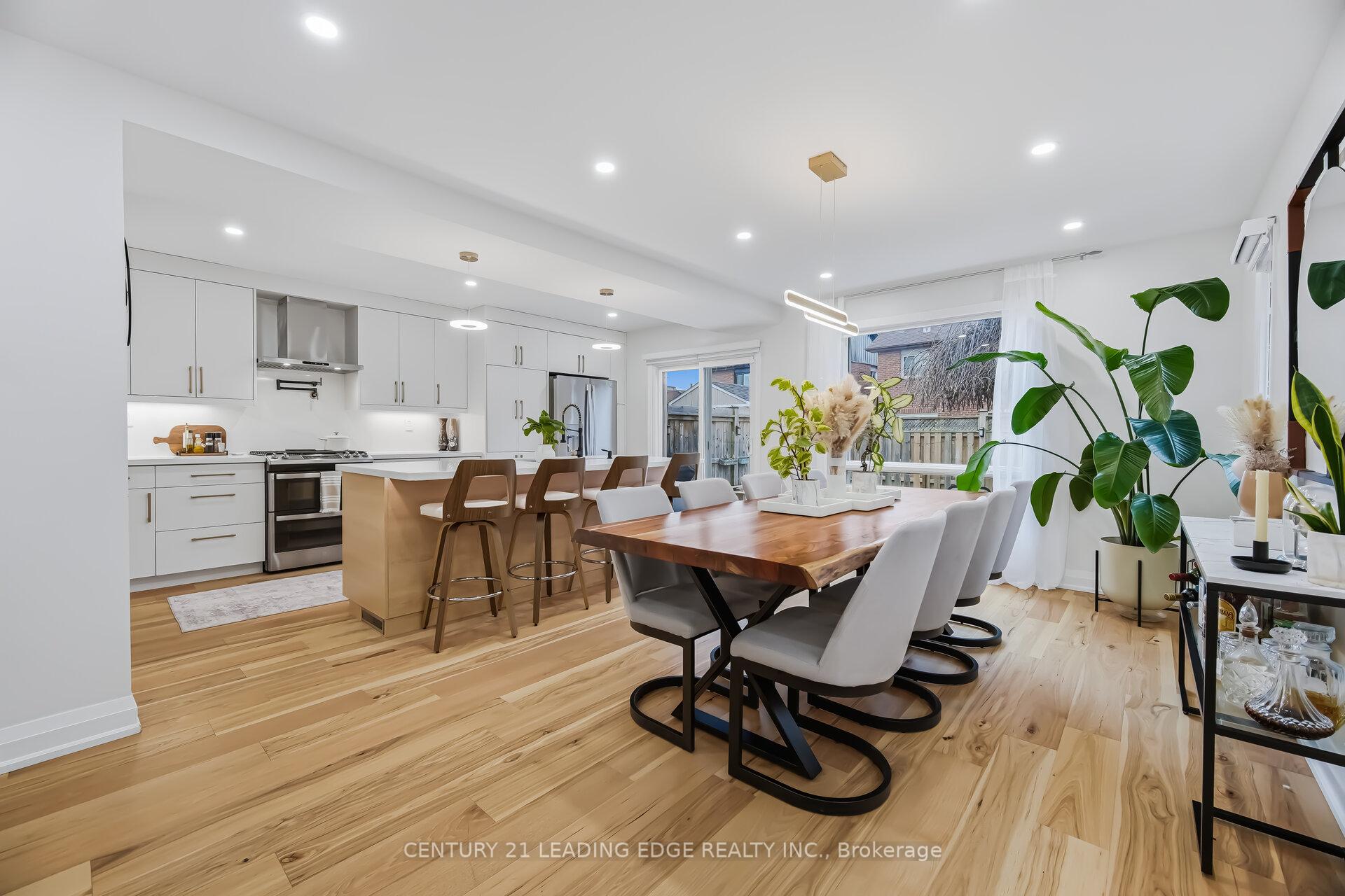 Photo 18 of 923 Redbird Crescent, Pickering, Liverpool — HOMEH