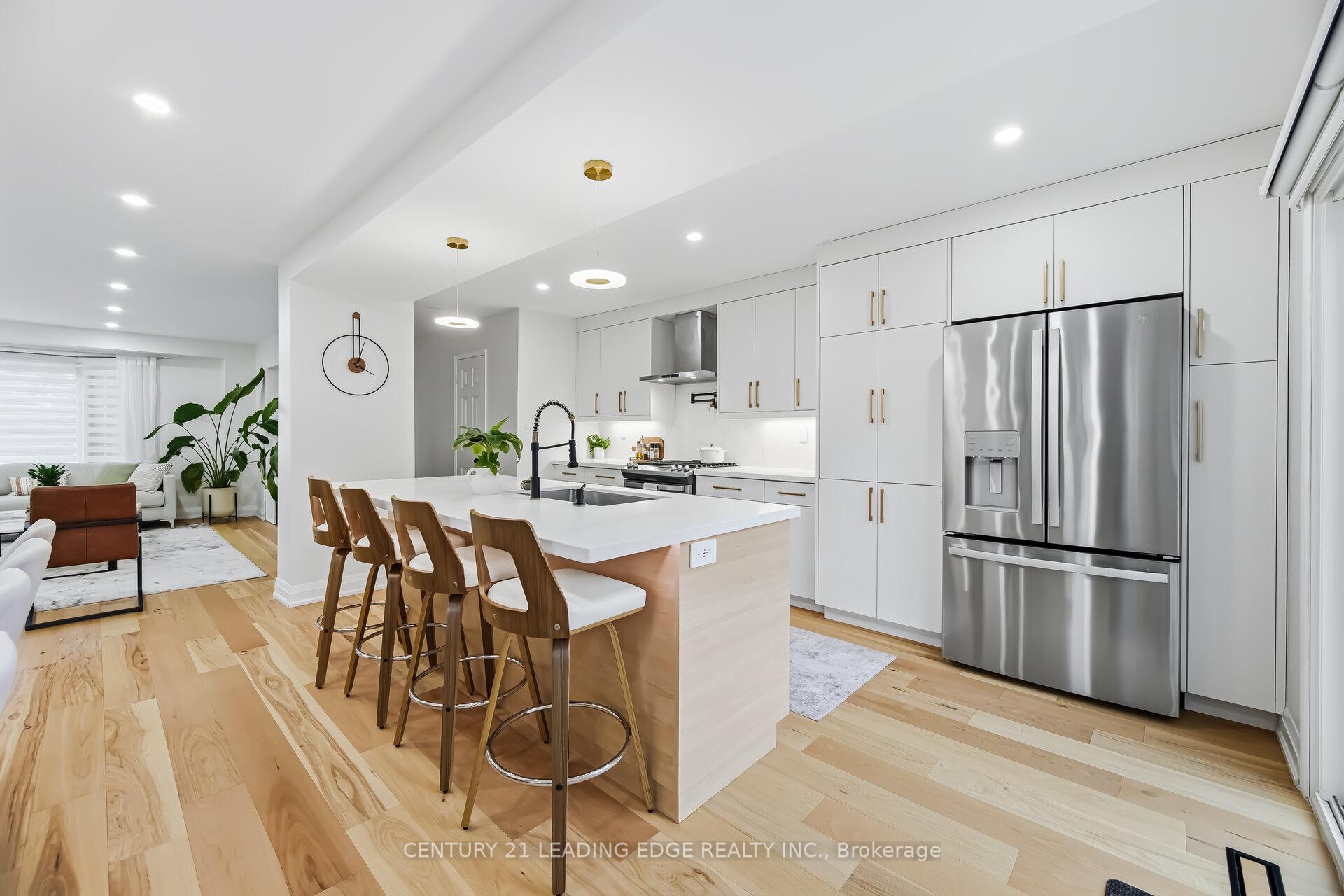 Photo 20 of 923 Redbird Crescent, Pickering, Liverpool — HOMEH