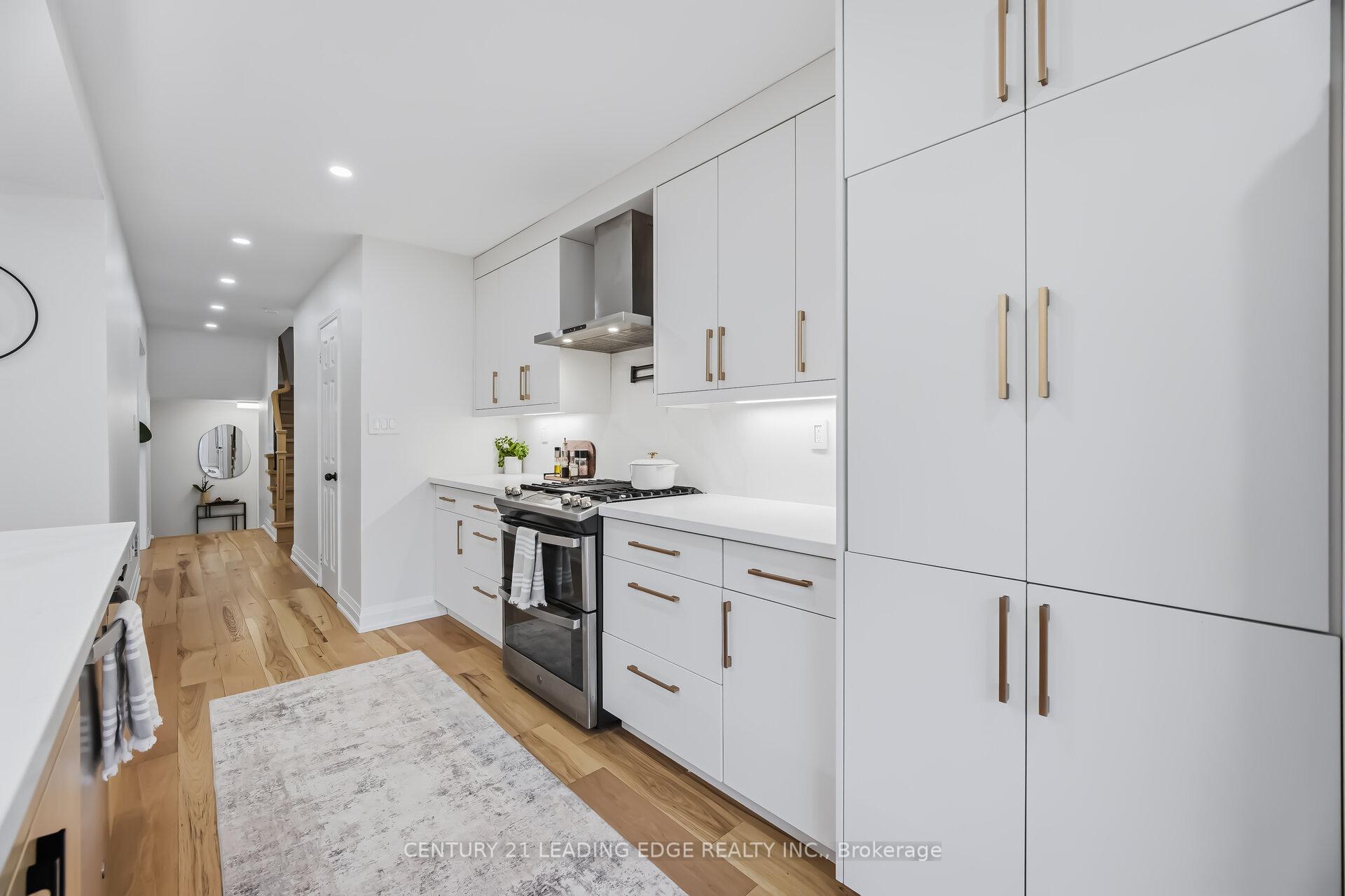 Photo 21 of 923 Redbird Crescent, Pickering, Liverpool — HOMEH